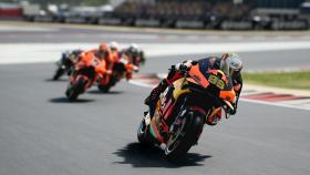 Скриншот из игры MotoGP 21 в хорошем качестве